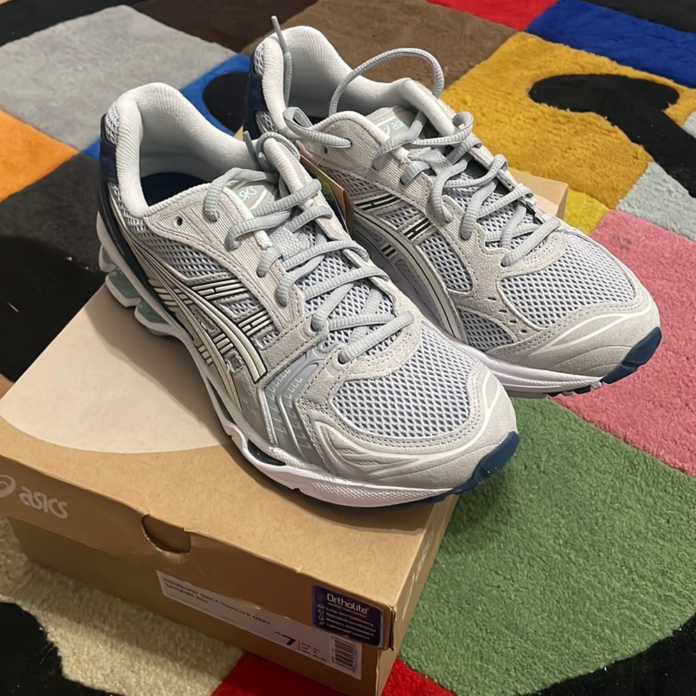 asics gel-kayano 14 / mens size US 7